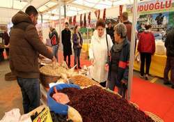 Karşıyaka’da Anadolu Pazarı