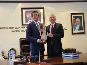 Bakan Zeybekci’den Büyükşehir’e Ziyaret