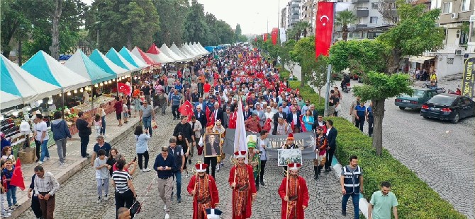 87. Uluslararası Bergama Kermes Festivali'ne muhteşem açılış