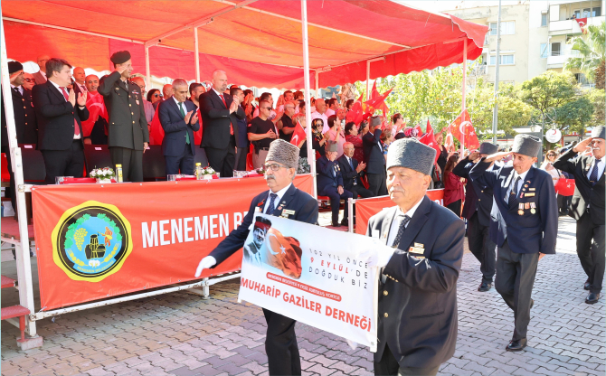 Menemen’de Kurtuluş Coşkusu