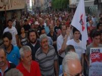 Aliağalılar Kazım Ulaşı Protesto Etti